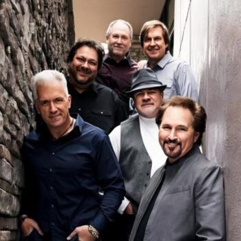Hire Diamond Rio - booking Diamond Rio information.