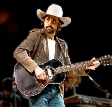 Hire Ryan Bingham. Booking Ryan Bingham information.