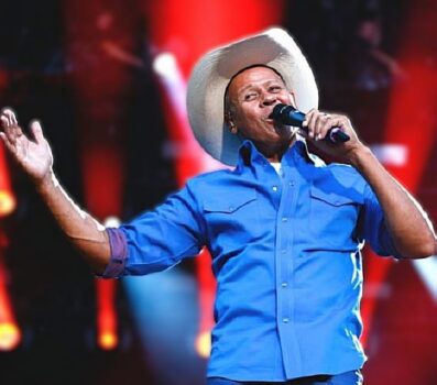 Hire Neal McCoy. Booking Neal McCoy information.