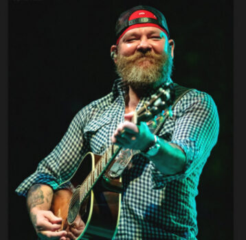 Hire Stoney LaRue. Booking Stoney LaRue information