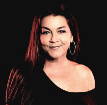 Hire Gretchen Wilson. Booking Gretchen Wilson information.
