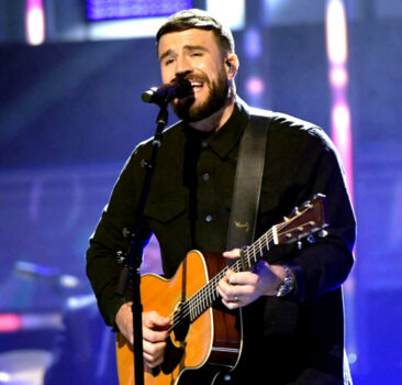 Hire Sam Hunt - booking Sam Hunt information.