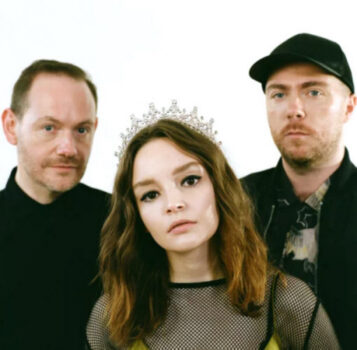 Hire Chvrches. - booking Chvrches information.