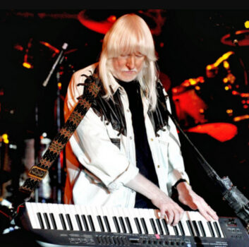Hire Edgar Winter - Booking Edgar Winter information.