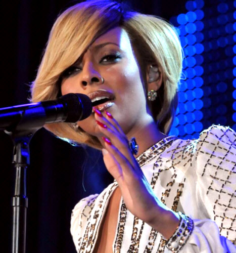 Hire KERI HILSON. Save Time. Book Using Our #1 Services.