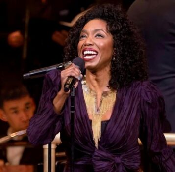 Hire Heather Headley. Booking Heather Headley information.