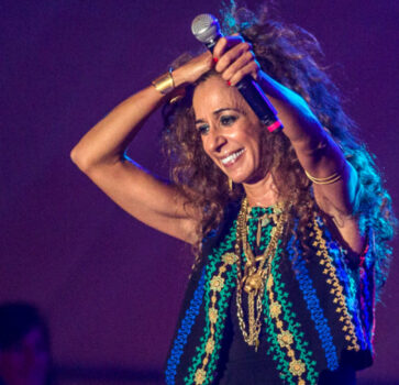 Hire Rosario. Booking Rosario information.