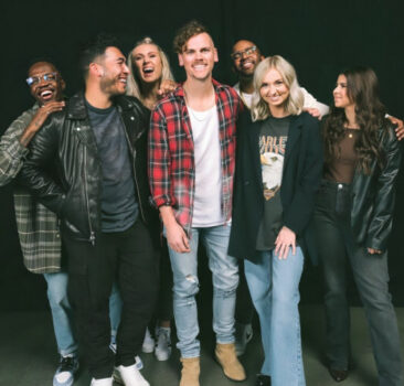 Hire Elevation Worship. Booking Elevation Worship information.