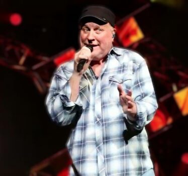 Hire Collin Raye - Booking Information Hire Collin Raye. Booking Collin Raye information.