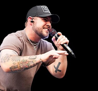 Hire Kameron Marlowe. Booking Kameron Marlowe information.