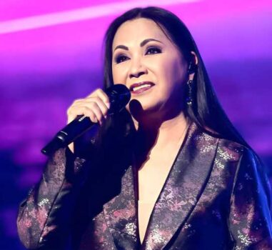 Hire Ana Gabriel. Booking Ana Gabriel information.