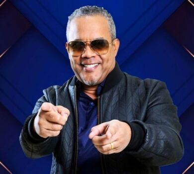 Hire Héctor Acosta. Booking Héctor Acosta information.