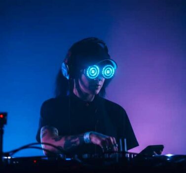 Hire REZZ. Booking REZZ information.