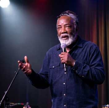 Book FREDDIE MCGREGOR | Pricing, Availability & Booking Info