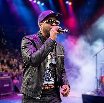 Hire RAYVON - booking RAYVON information.